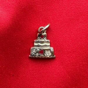 Brighton Cake Charm J90662